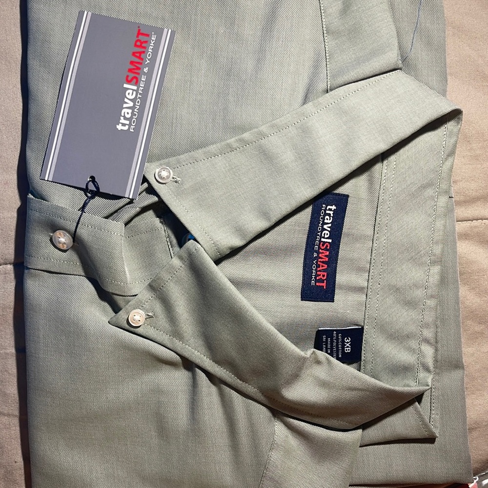 NEW RoundTree & Yorke TravelSmart Shirt